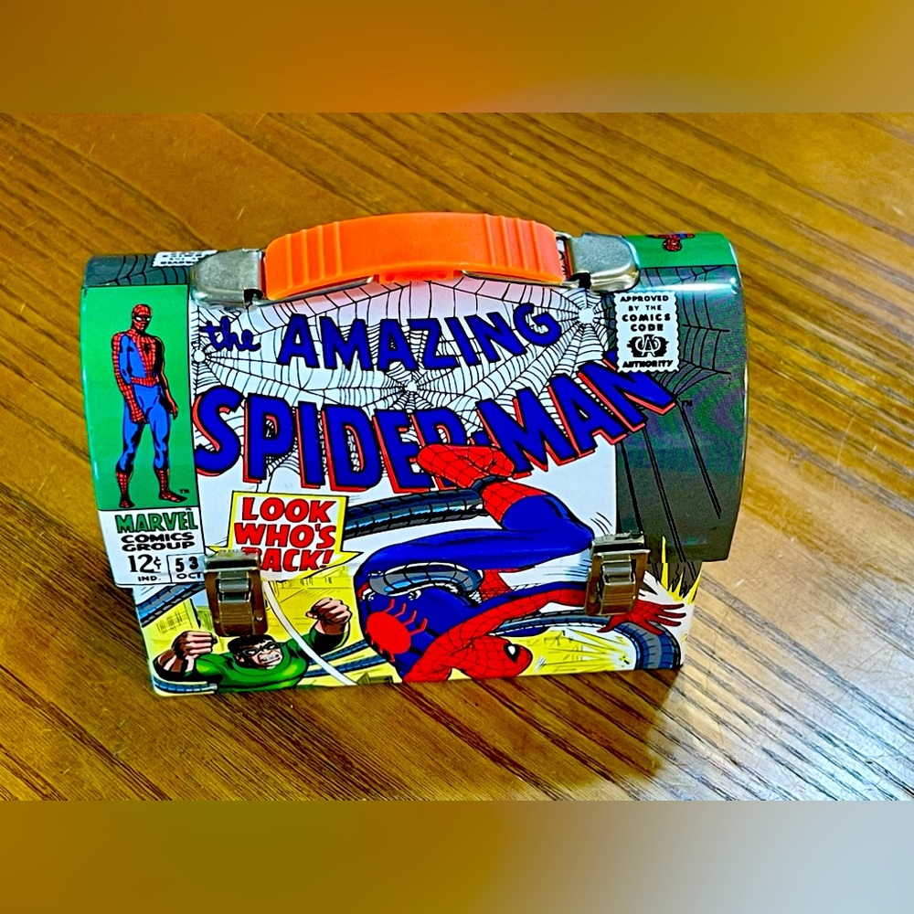 2007 Marvel Comics Spiderman Mini-Lunchbox Collectible Tin